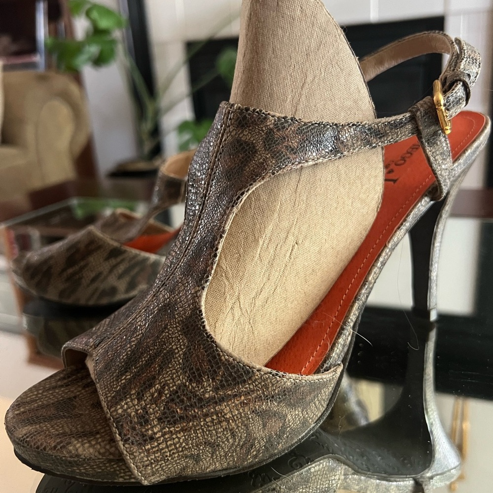 Diego di Lucca - Animal print leather stilletos NWOT MSRP $210